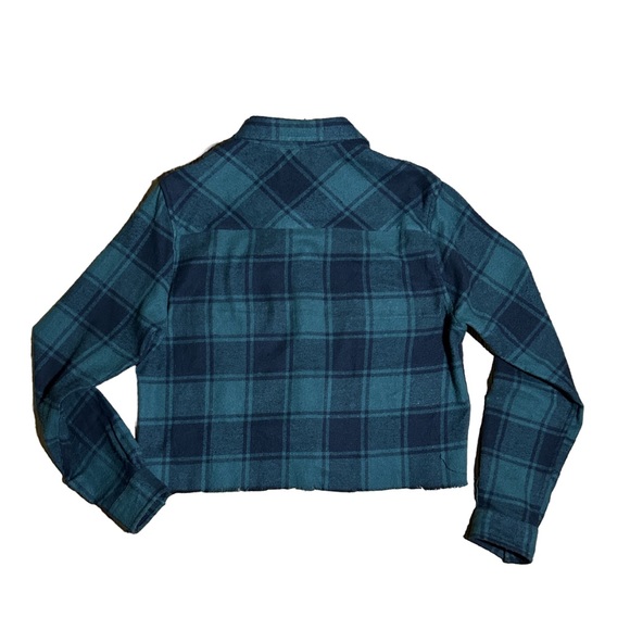 BoohooMAN Men’s Custom Cut Long Sleeve Blue and Green Flannel Button Up Shirt - Picture 2 of 2
